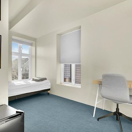 סטוונגר Central Guest House - Bedroom With En Suite Bathroom מראה חיצוני תמונה